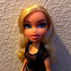 Bratz Doll MGA 2001 “Chloe Fashionista Doll” with clothes. She is  10” like new.